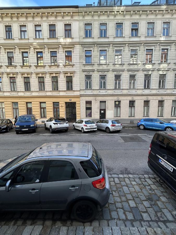 Cozy City Center Apartments Wien Eksteriør billede